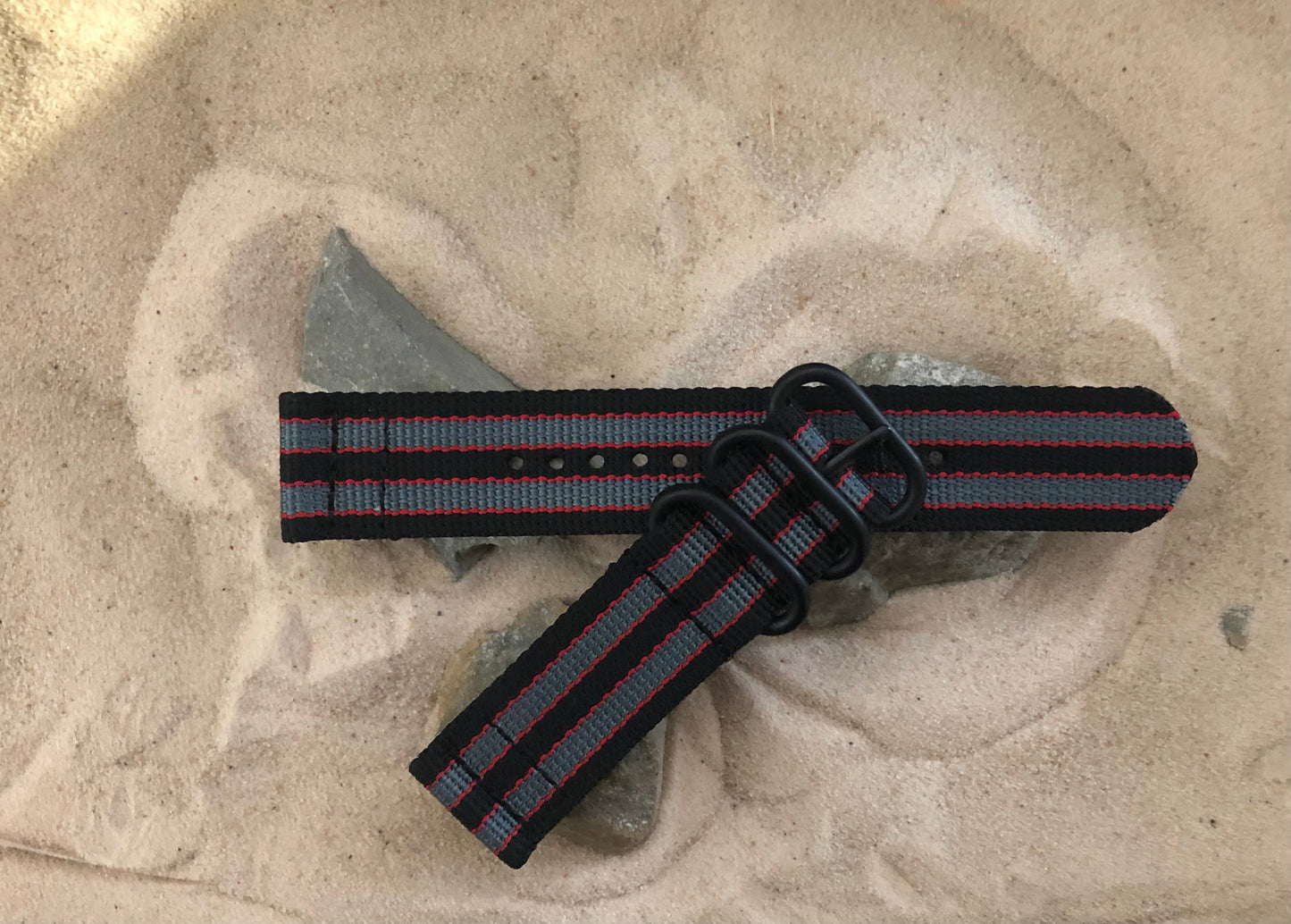 MI6 Bond II Z3™ | Black & Grey & Red | Two-Piece | Nylon | PVD Hardware