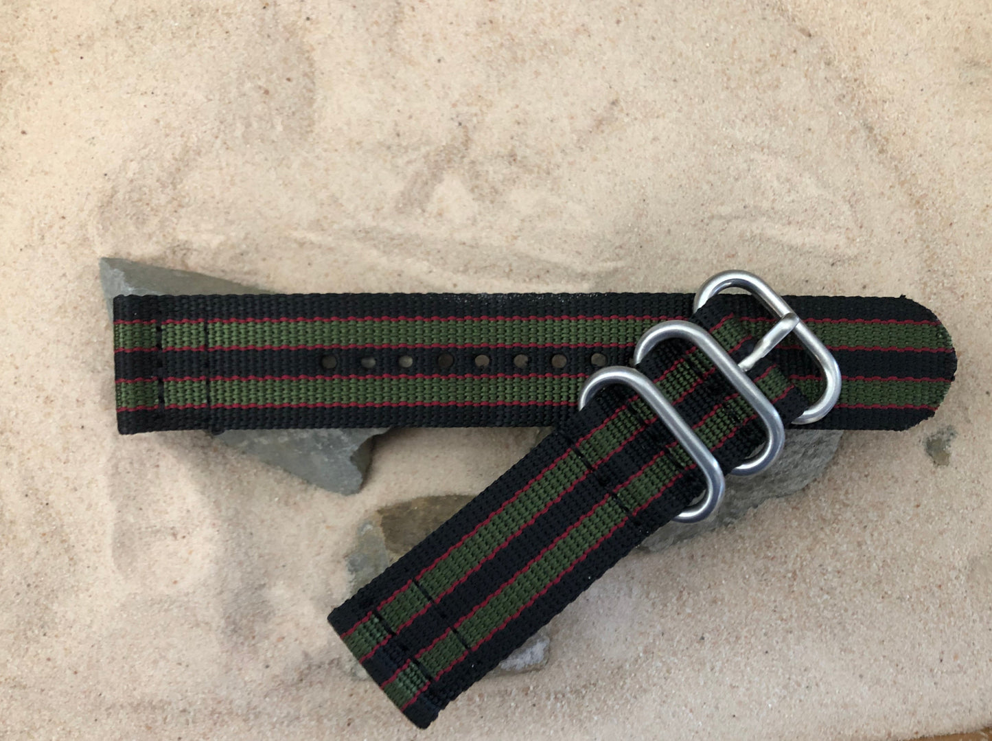 MI6 Bond Z3™ | Black & Olive & Red | Two-Piece | Nylon | Brushed Hardware