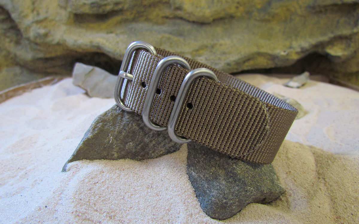 Berenger Z3™ | Light Brown | One-Piece | Nylon | Brushed Hardware