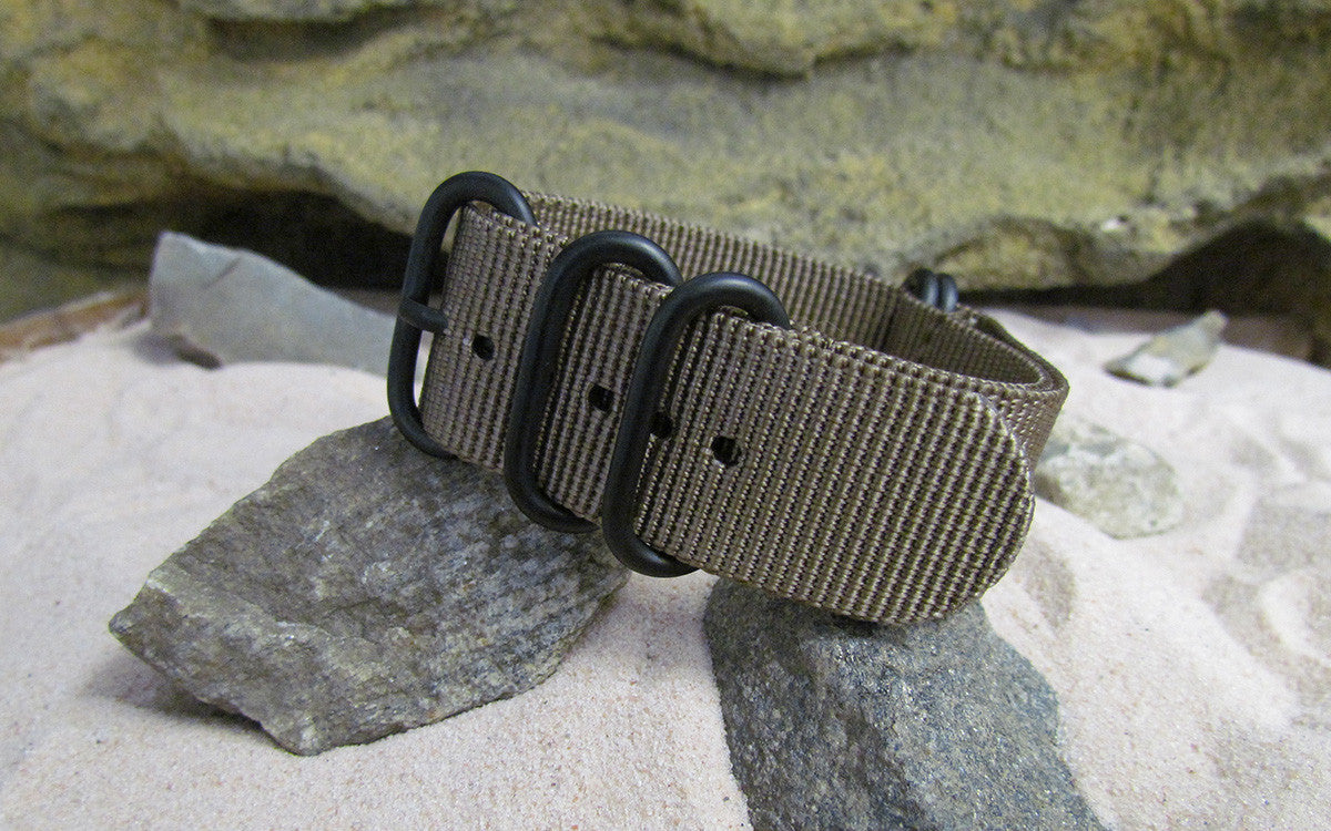 Berenger Z5™ | Light Brown | One-Piece | Nylon | PVD Hardware