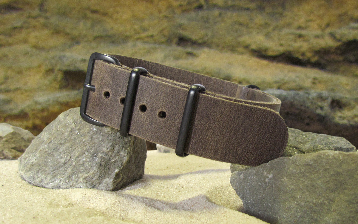 Lariat | Tan Brown | One-Piece | Leather | PVD Hardware