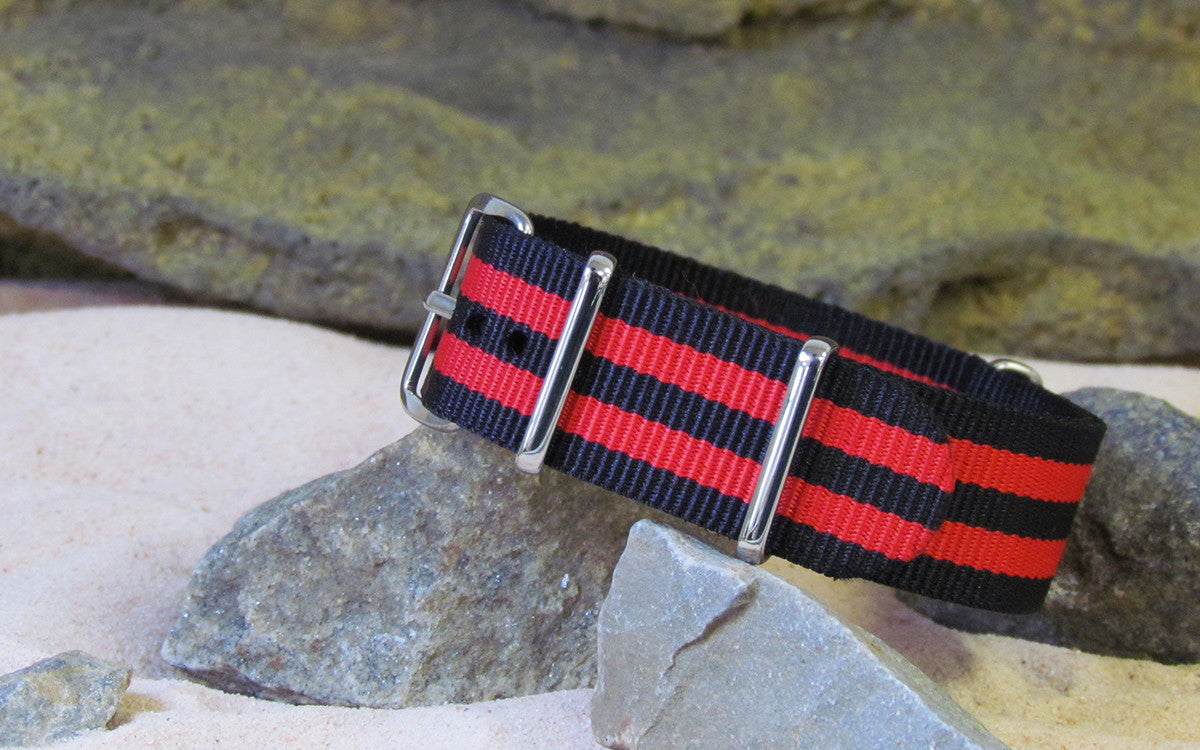 Cobra | Black & Red | One-Piece | Nylon | Polished Hardware