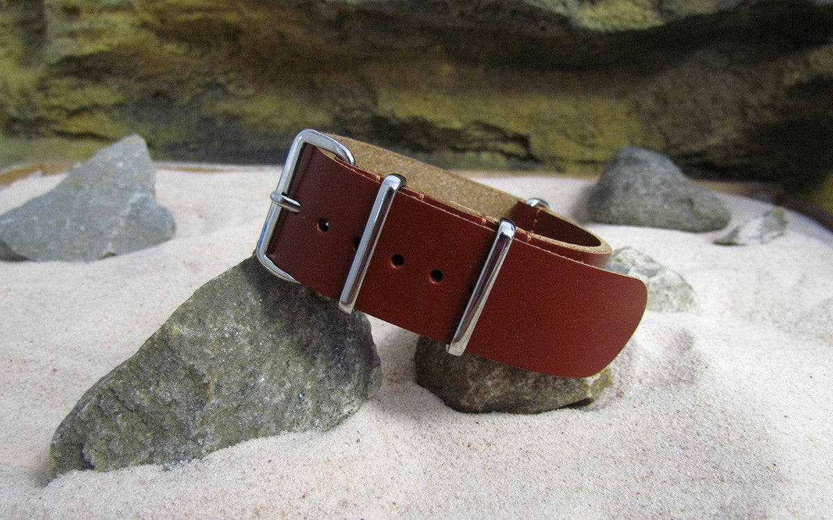 Capone | Reddish Brown | One-Piece | Leather | Polished Hardware